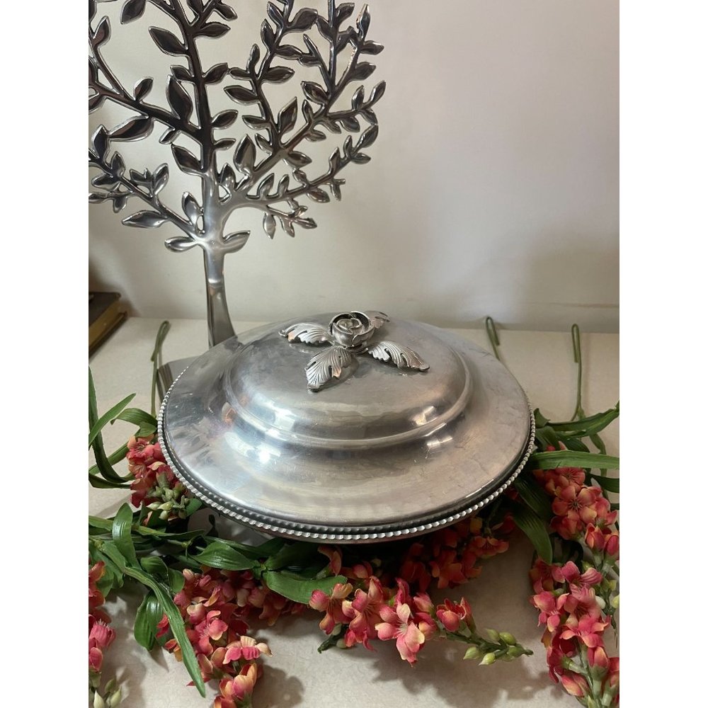 Vintage Continental Silverlook Aluminum Covered Casserole Dish Floral Lid Pyrex